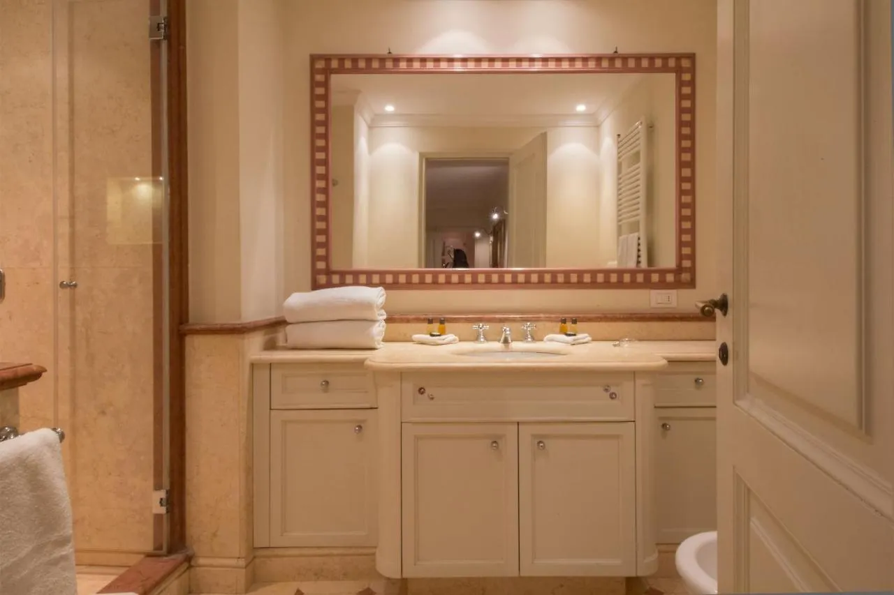Yome - Your Home In Firenze 0*,
